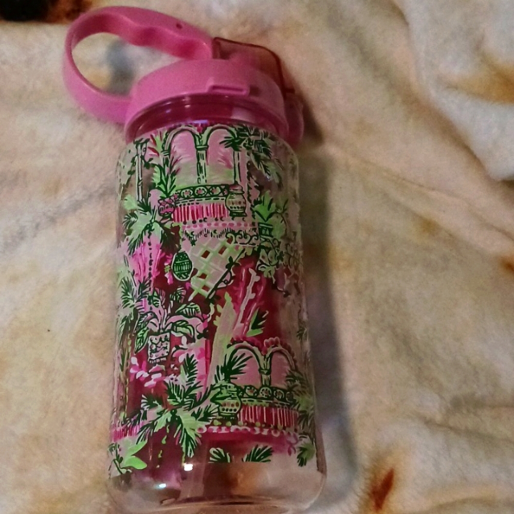 Lily Pulitzer water bottle 64oz